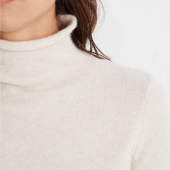 Madewell Inland Turtleneck Sweater in Cream size small - Picture 3 of 8
